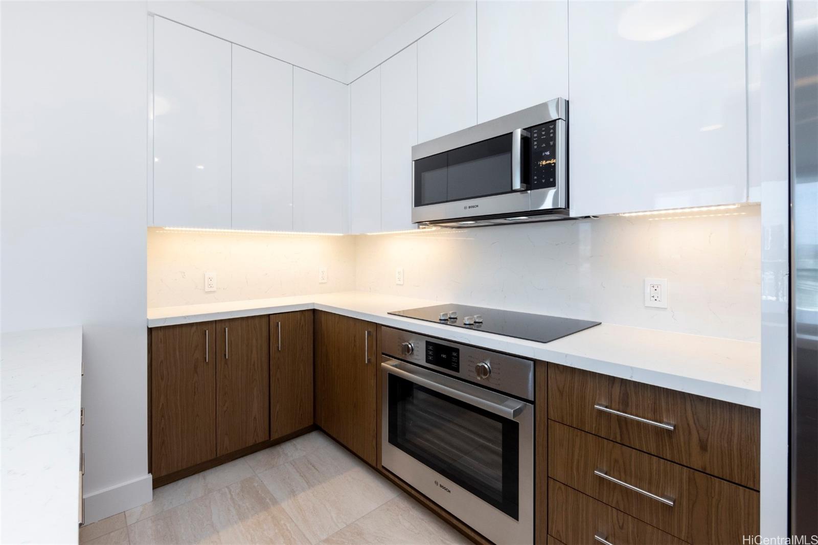 Azure Ala Moana condo # 1202, Honolulu, Hawaii - photo 9 of 25