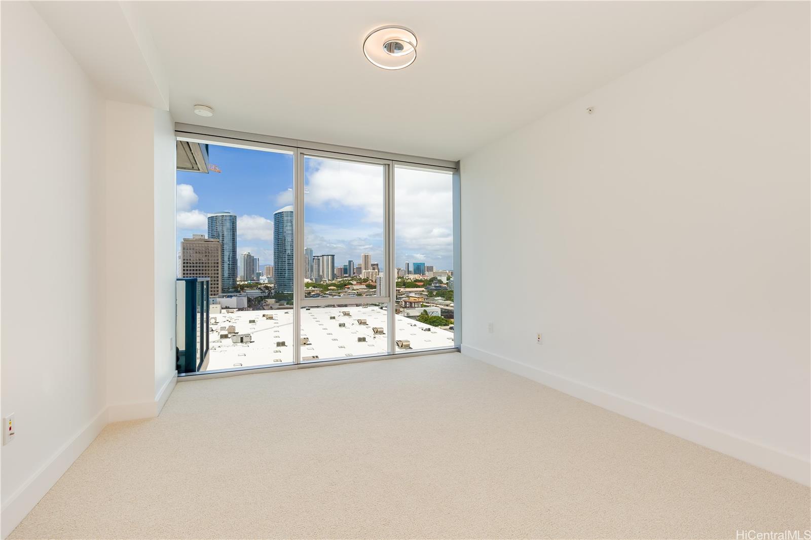 629 Keeaumoku Street Honolulu - Rental - photo 7 of 19