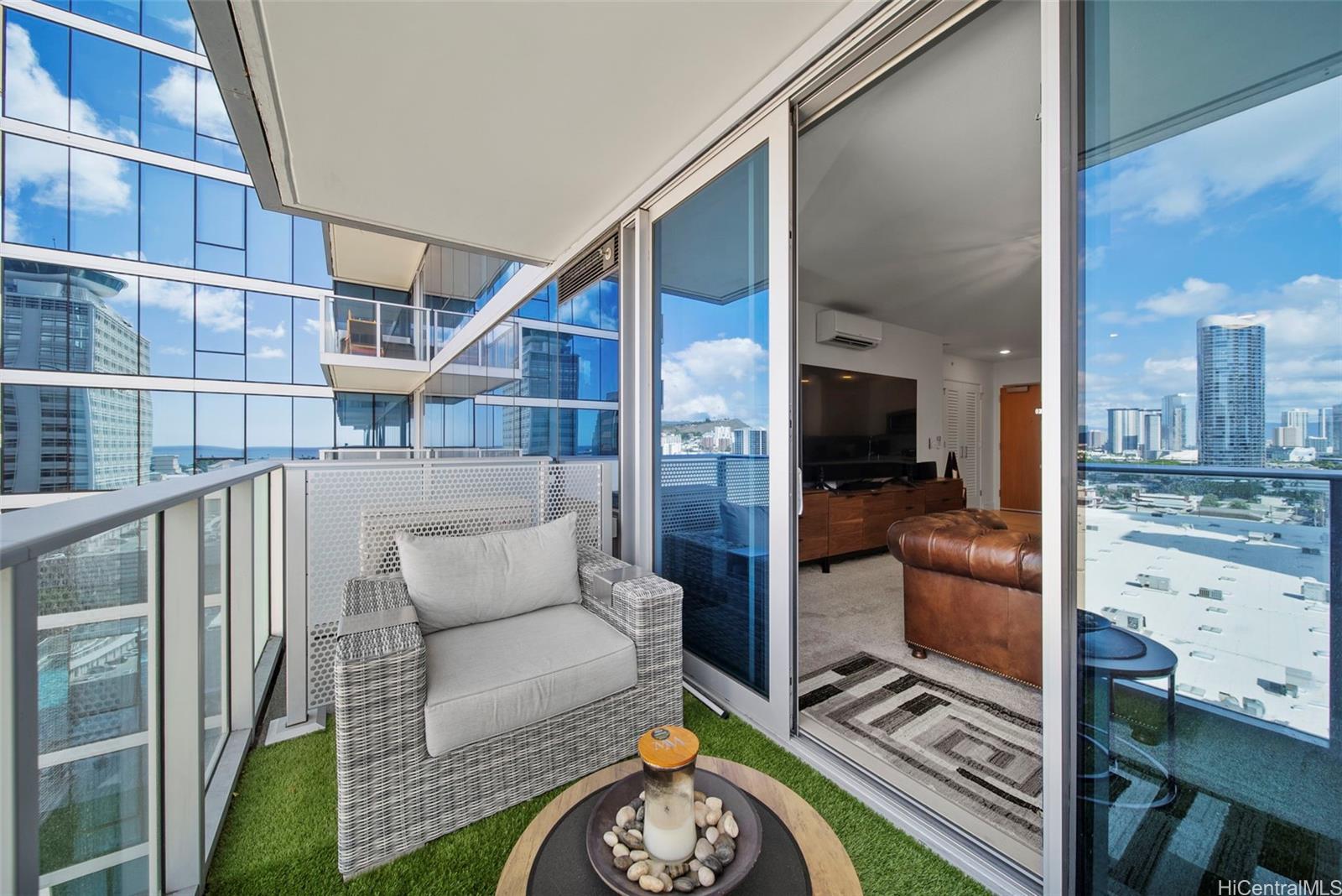 Azure Ala Moana condo # 1308, Honolulu, Hawaii - photo 8 of 25