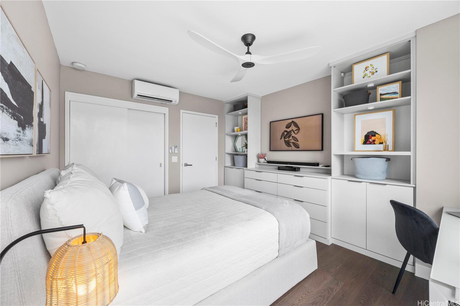 Azure Ala Moana condo # 1309, Honolulu, Hawaii - photo 15 of 25