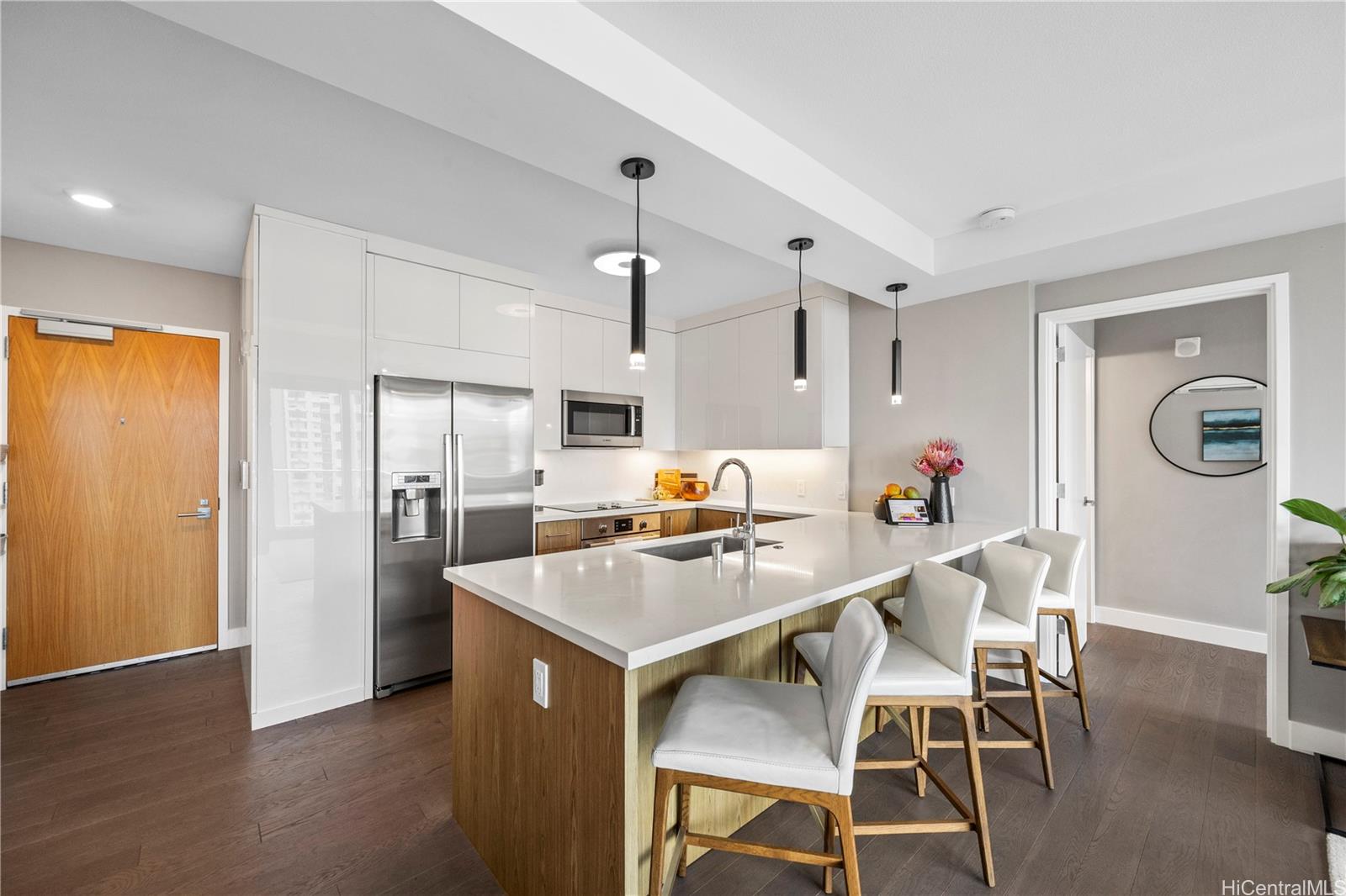 Azure Ala Moana condo # 1309, Honolulu, Hawaii - photo 5 of 25