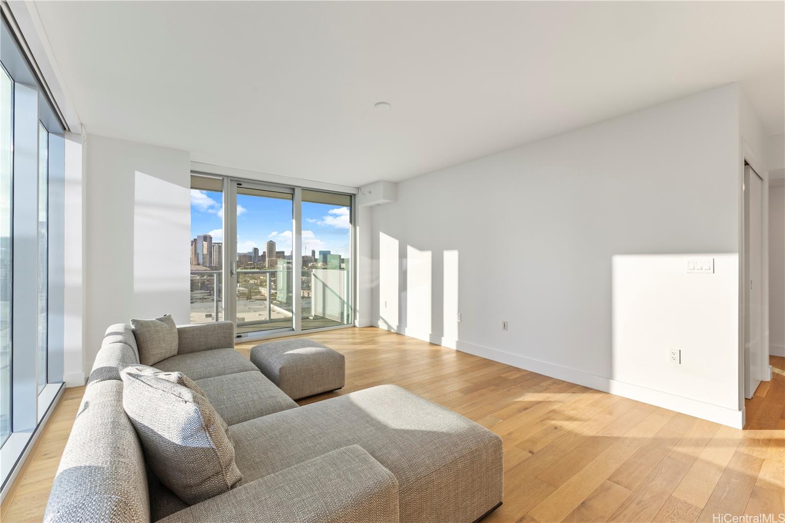 Azure Ala Moana condo # 1312, Honolulu, Hawaii - photo 3 of 22