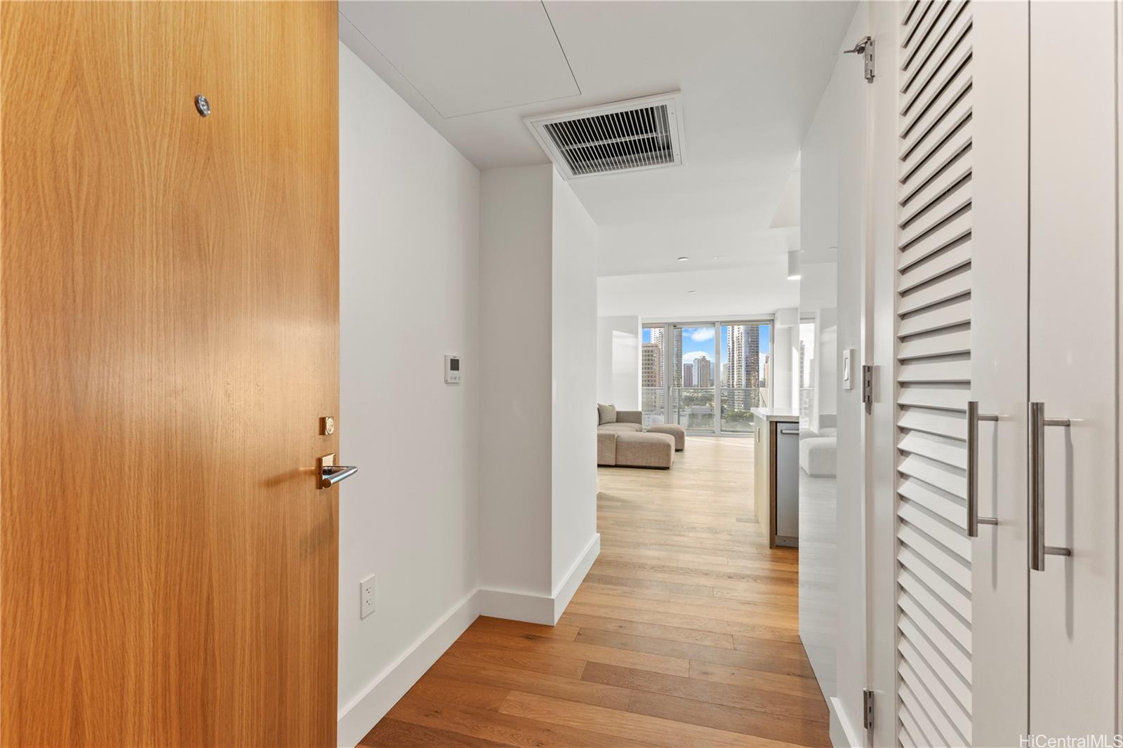 Azure Ala Moana condo # 1312, Honolulu, Hawaii - photo 5 of 22