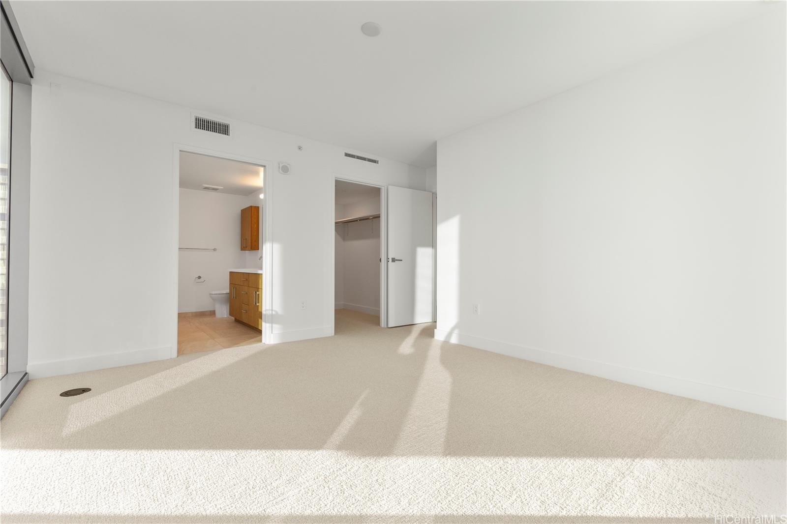 Azure Ala Moana condo # 1312, Honolulu, Hawaii - photo 9 of 25