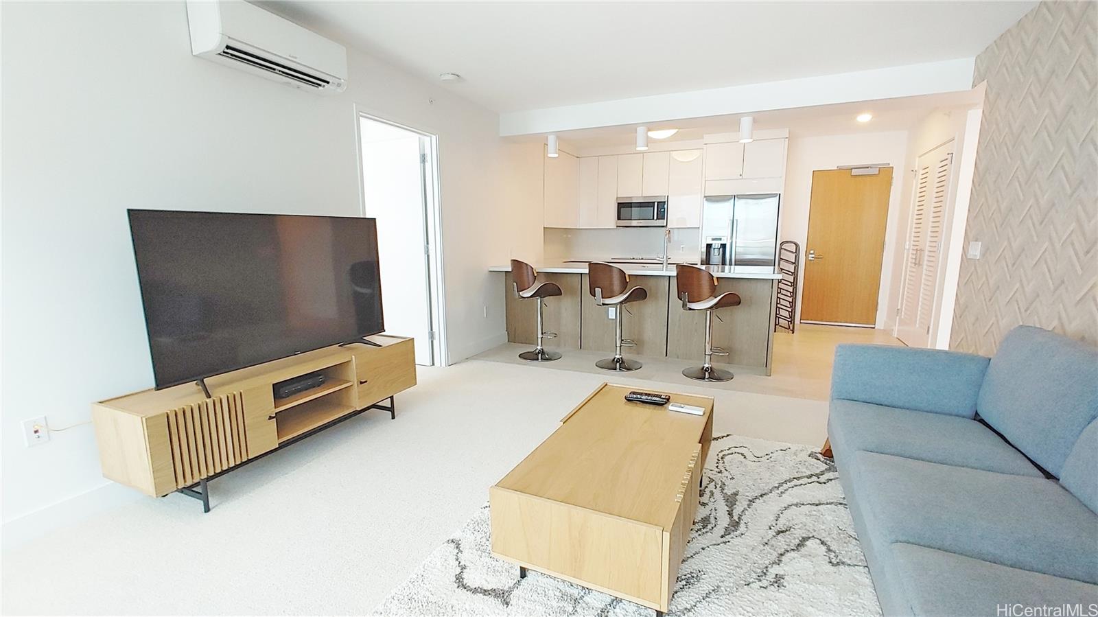 629 Keeaumoku Street Honolulu - Rental - photo 6 of 24