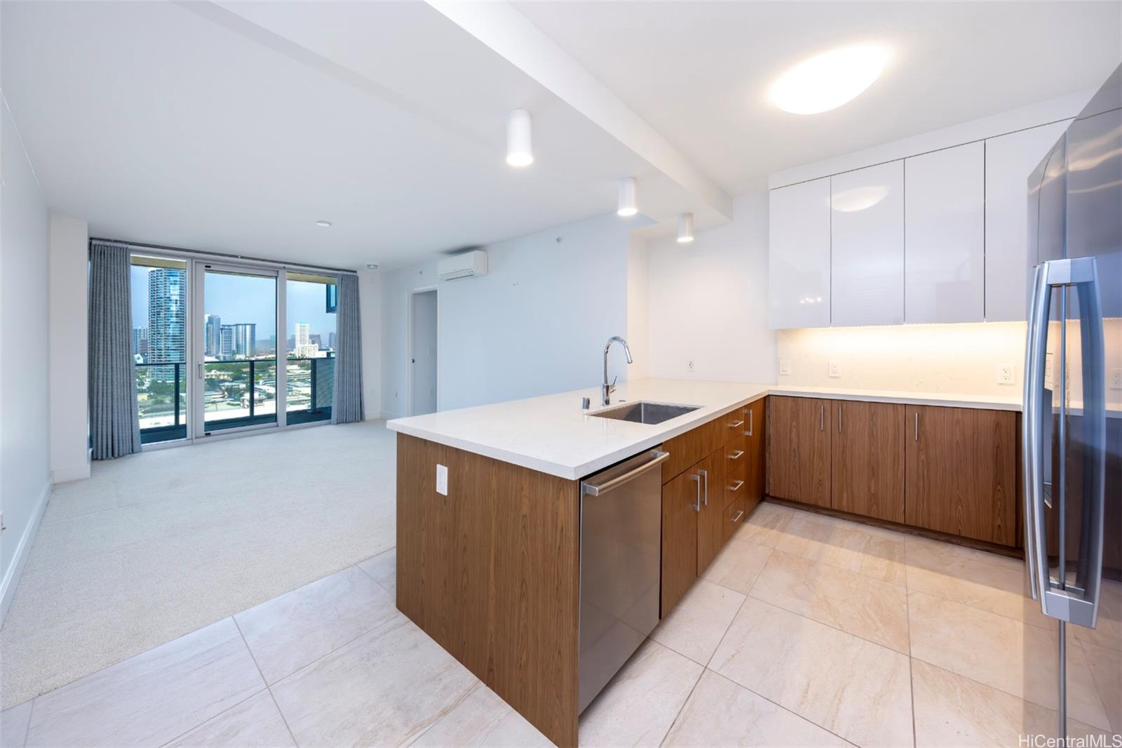 Azure Ala Moana condo # 1510, Honolulu, Hawaii - photo 11 of 25