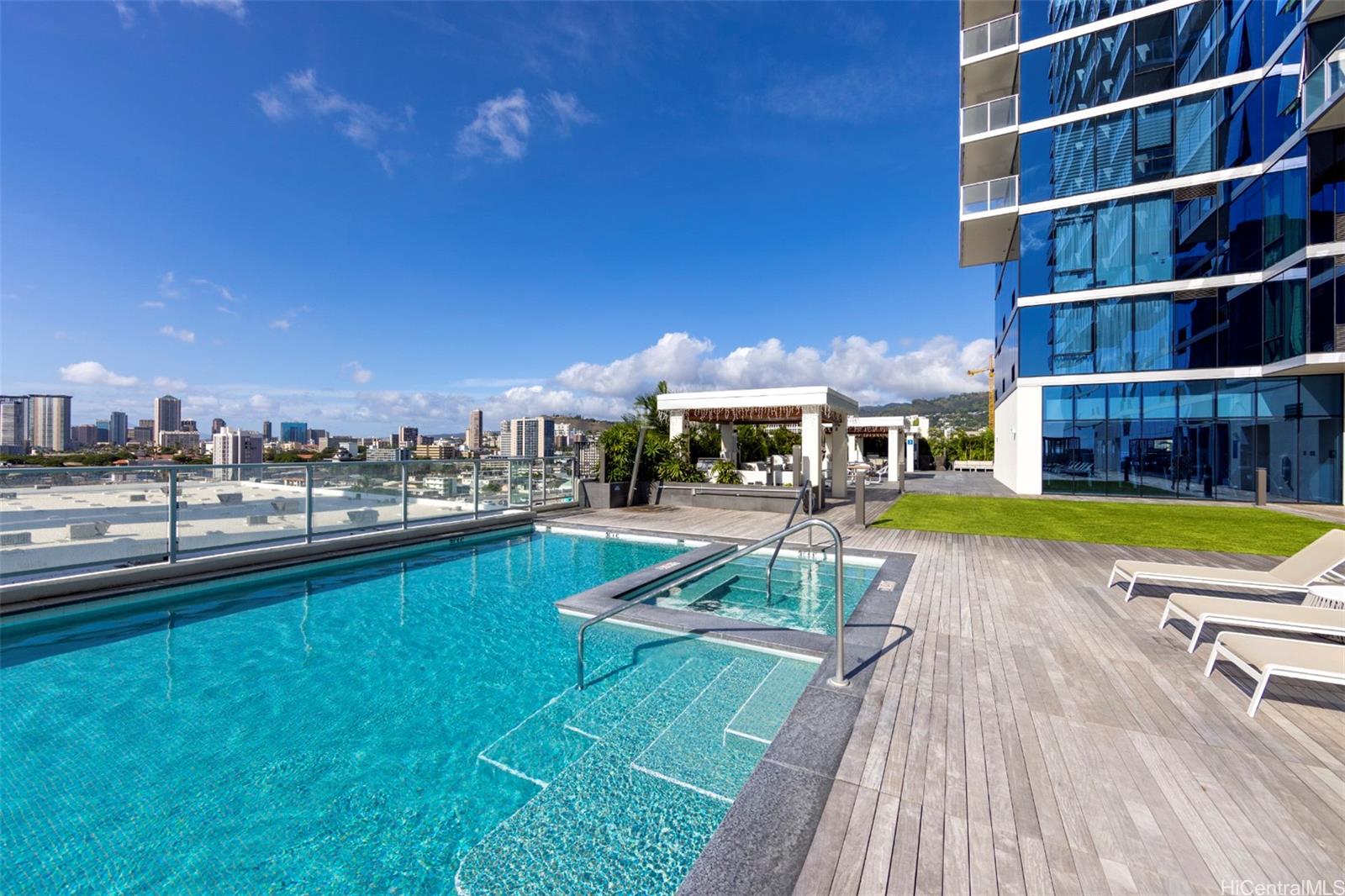 Azure Ala Moana condo # 1510, Honolulu, Hawaii - photo 22 of 25