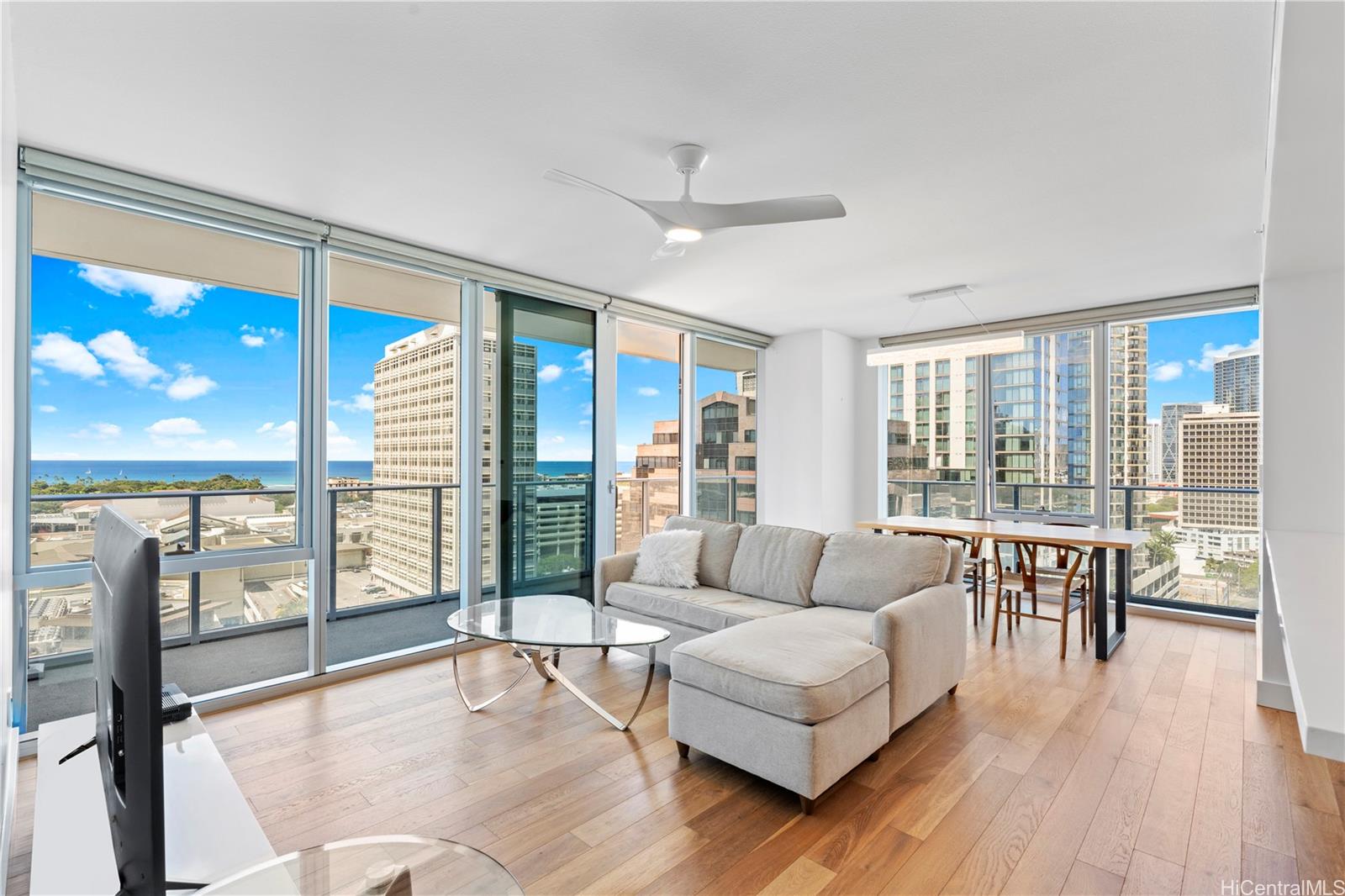 Azure Ala Moana condo # 1601, Honolulu, Hawaii - photo 2 of 25