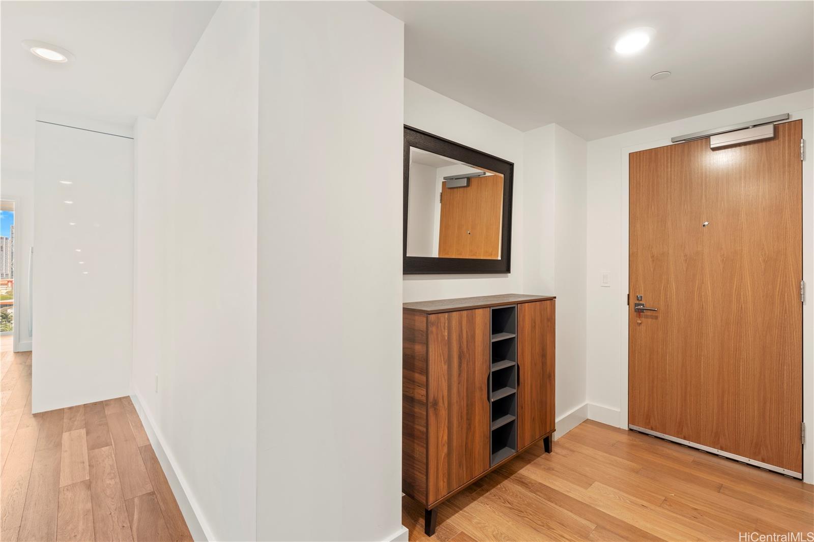 Azure Ala Moana condo # 1601, Honolulu, Hawaii - photo 15 of 25