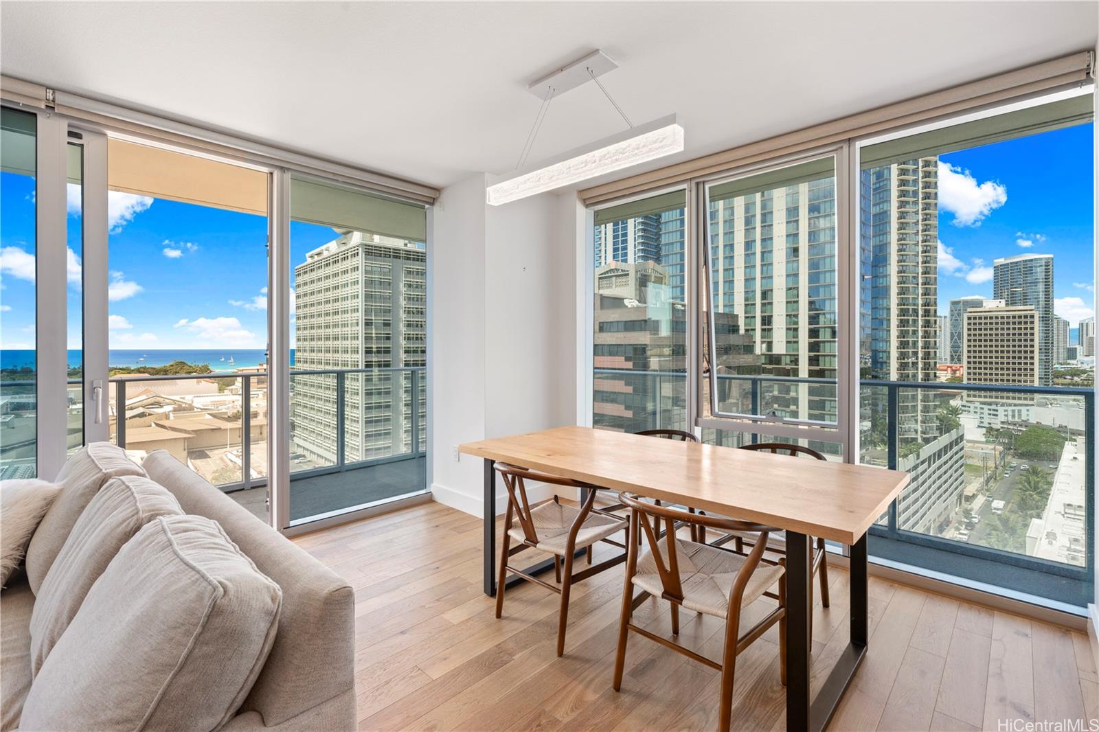 Azure Ala Moana condo # 1601, Honolulu, Hawaii - photo 4 of 25