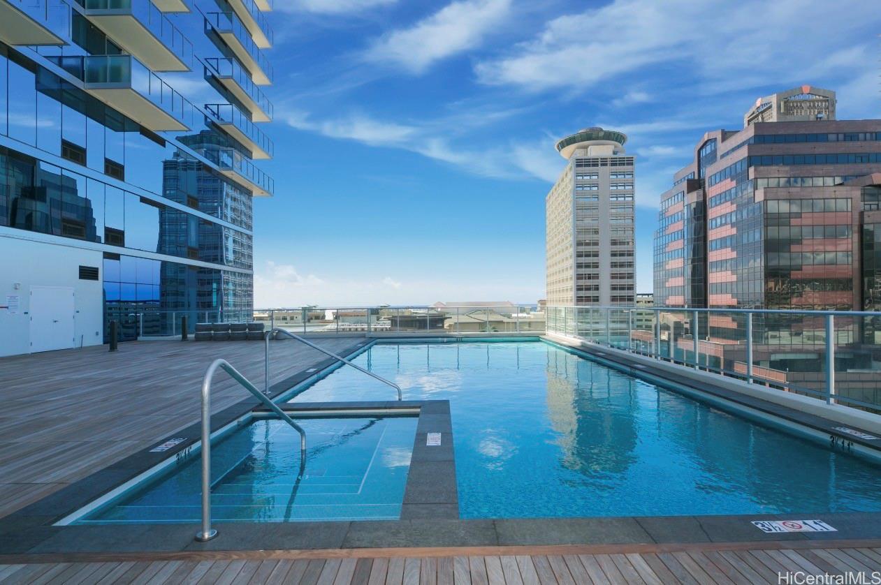 Azure Ala Moana condo # 1610, Honolulu, Hawaii - photo 13 of 18