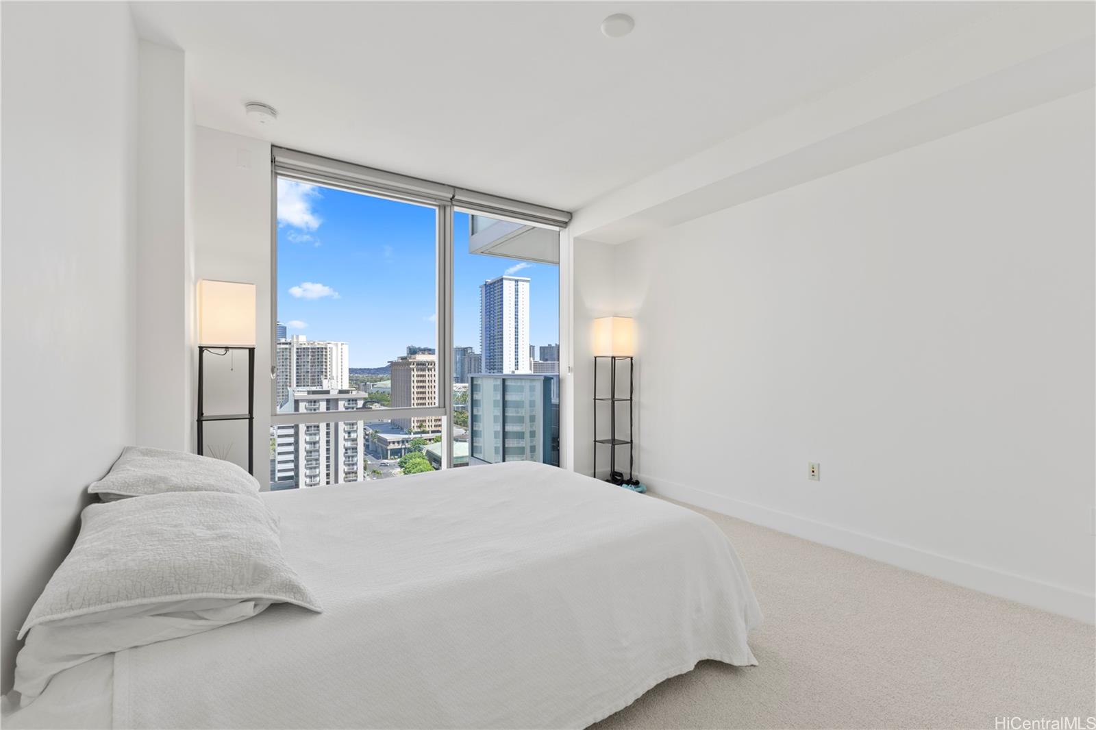 Azure Ala Moana condo # 1705, Honolulu, Hawaii - photo 11 of 22