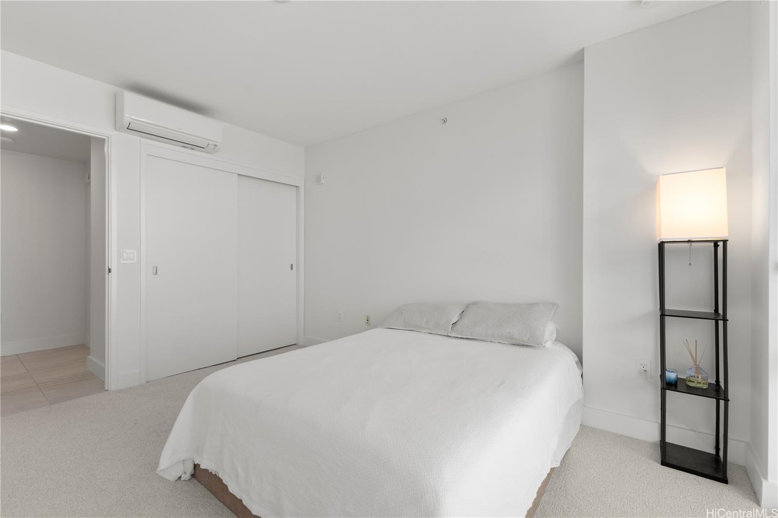 Azure Ala Moana condo # 1705, Honolulu, Hawaii - photo 12 of 22