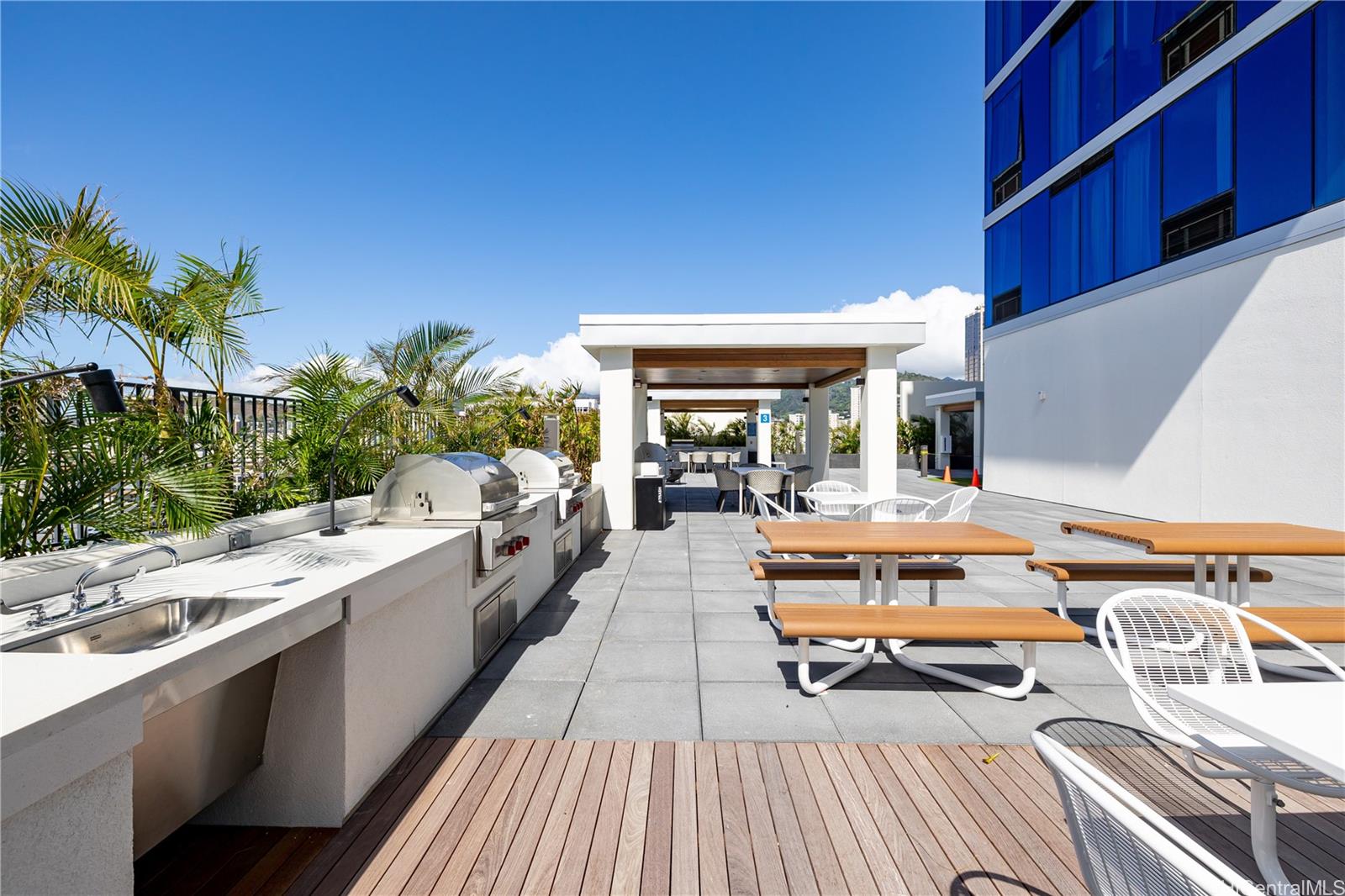 Azure Ala Moana condo # 1705, Honolulu, Hawaii - photo 21 of 22