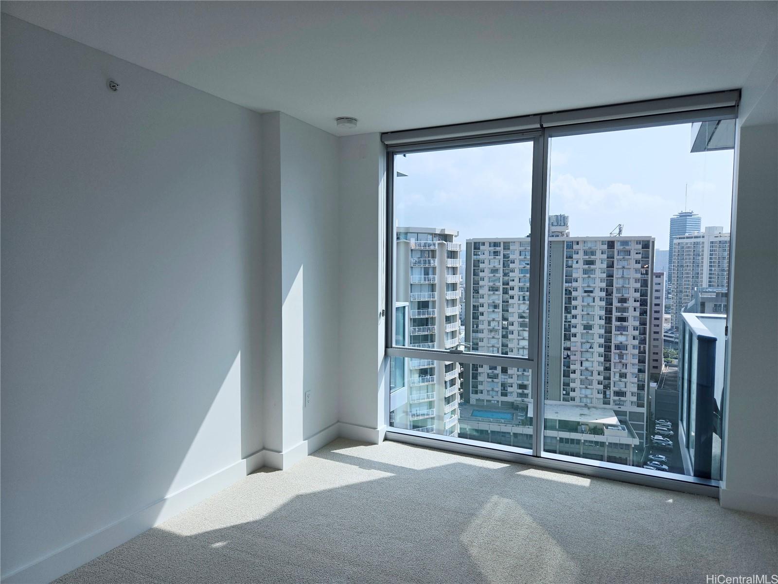 629 Keeaumoku St Honolulu - Rental - photo 11 of 22