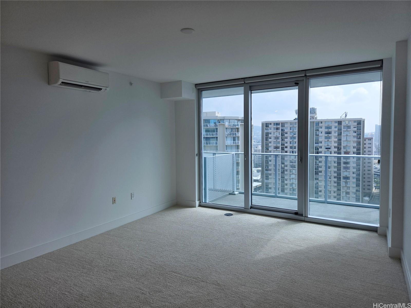 629 Keeaumoku St Honolulu - Rental - photo 6 of 22