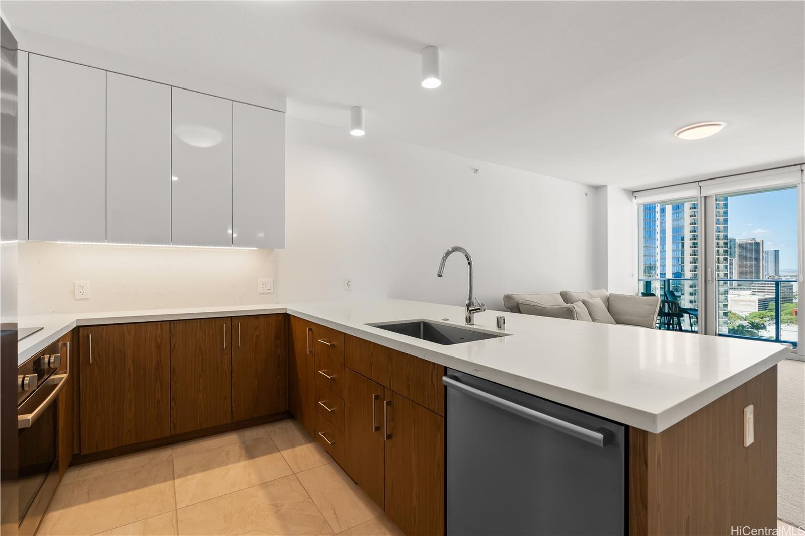 Azure Ala Moana condo # 1708, Honolulu, Hawaii - photo 11 of 25