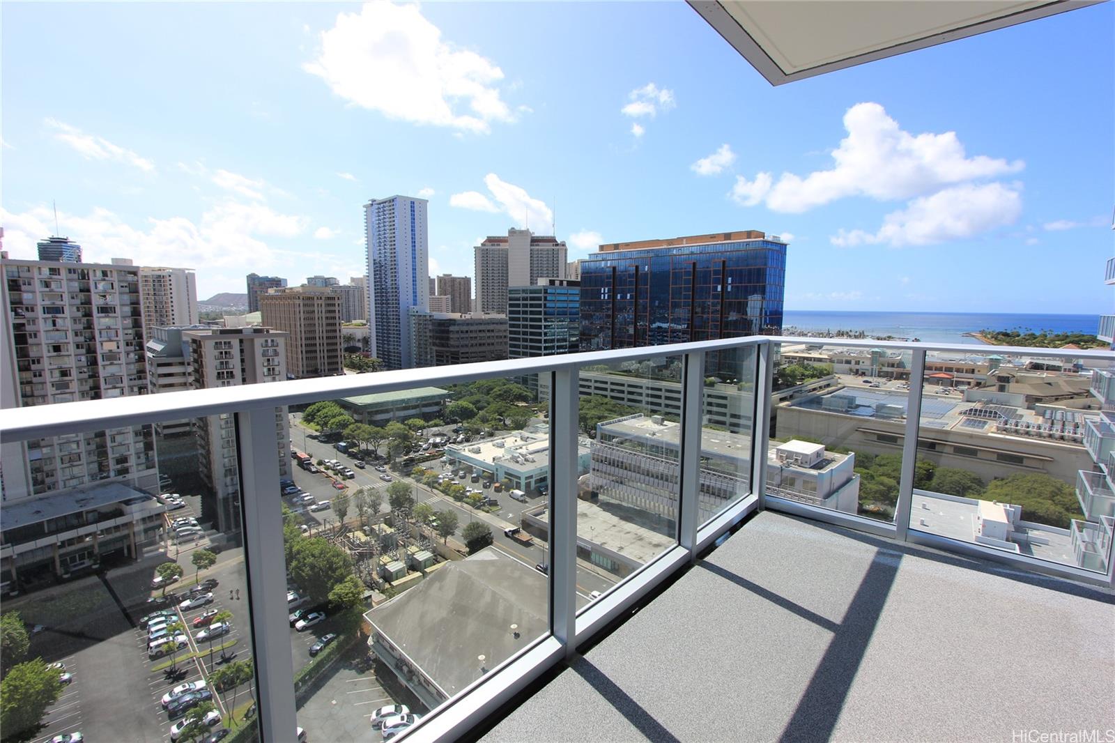 629 Keeaumoku St Honolulu - Rental - photo 8 of 25