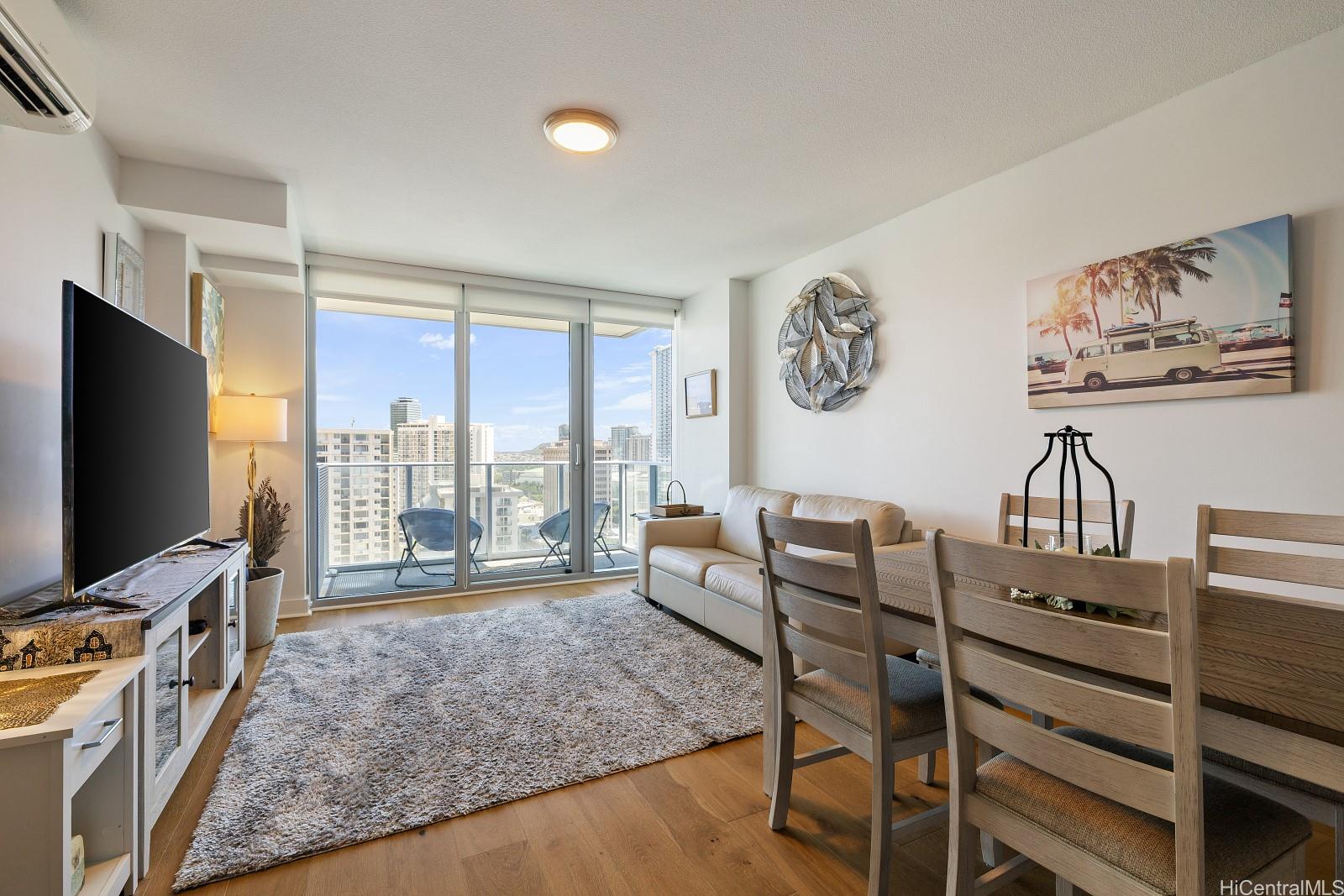 Azure Ala Moana condo # 1807, Honolulu, Hawaii - photo 2 of 25