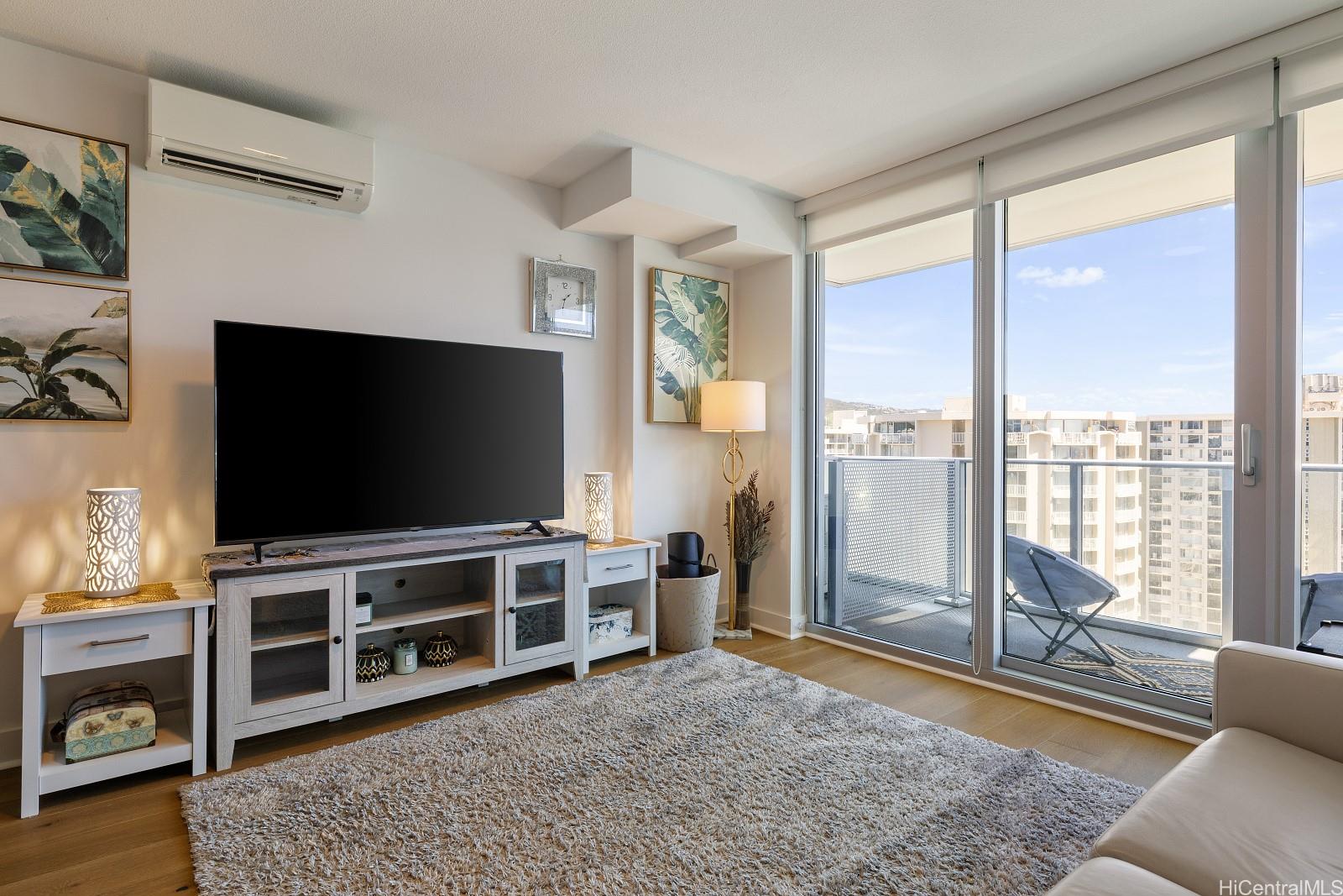 Azure Ala Moana condo # 1807, Honolulu, Hawaii - photo 3 of 25