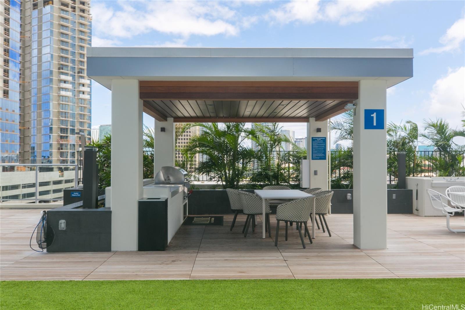 Azure Ala Moana condo # 1811, Honolulu, Hawaii - photo 18 of 20