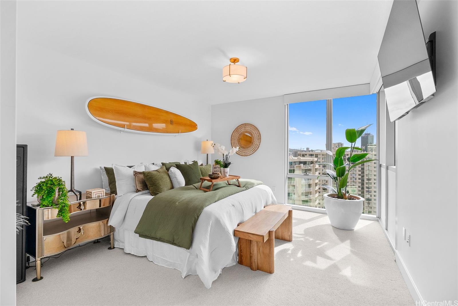 Azure Ala Moana condo # 2009, Honolulu, Hawaii - photo 14 of 25