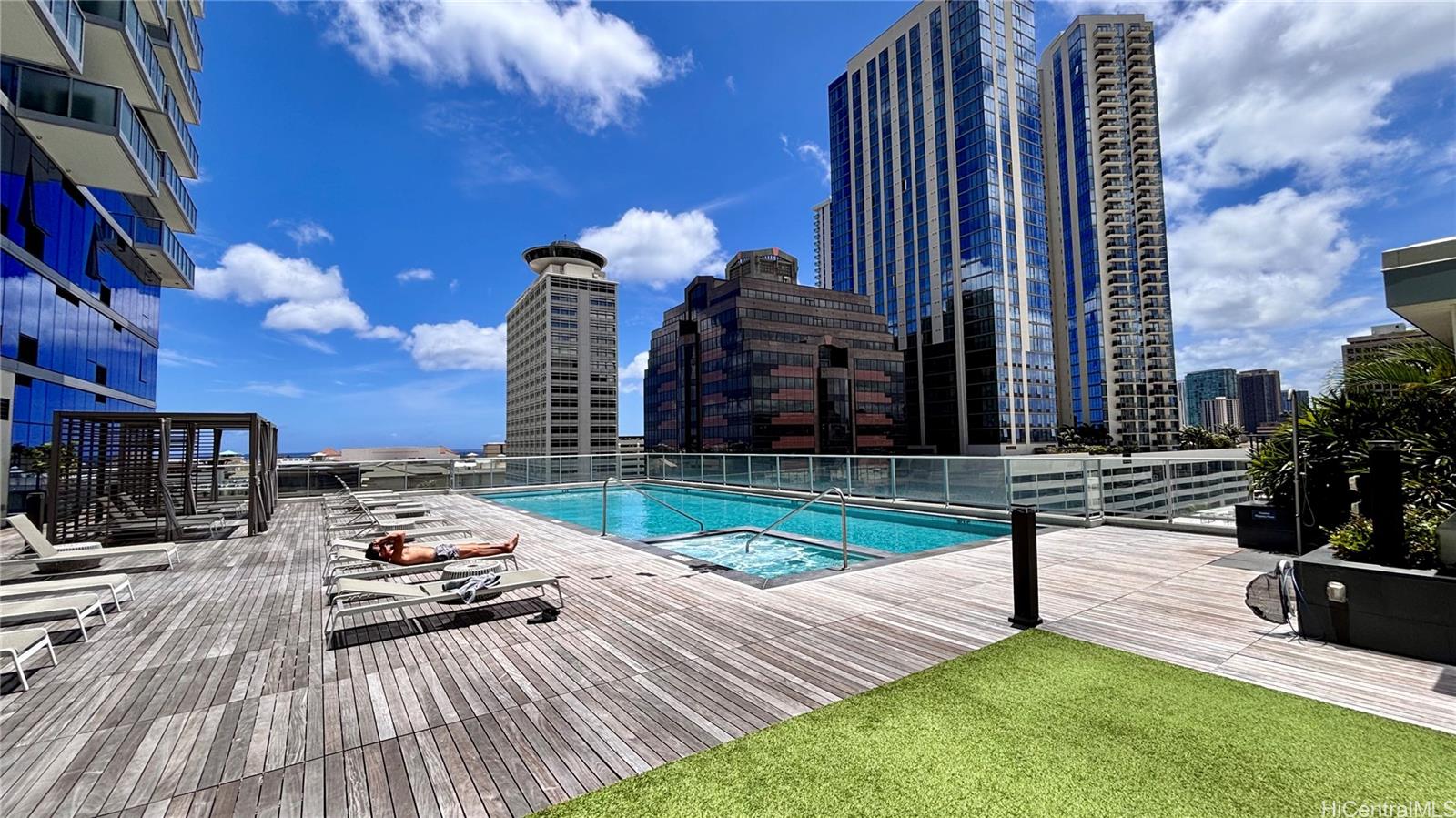 Azure Ala Moana condo # 2310, Honolulu, Hawaii - photo 16 of 21