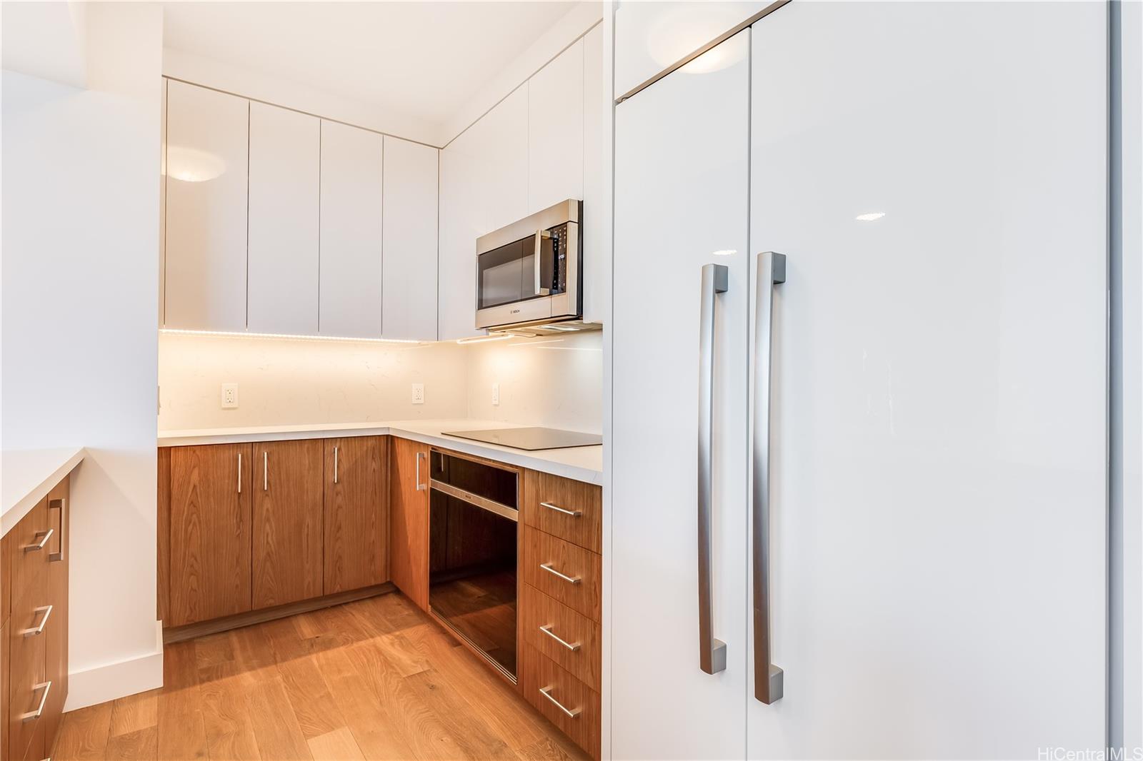 Azure Ala Moana condo # 2312, Honolulu, Hawaii - photo 4 of 25