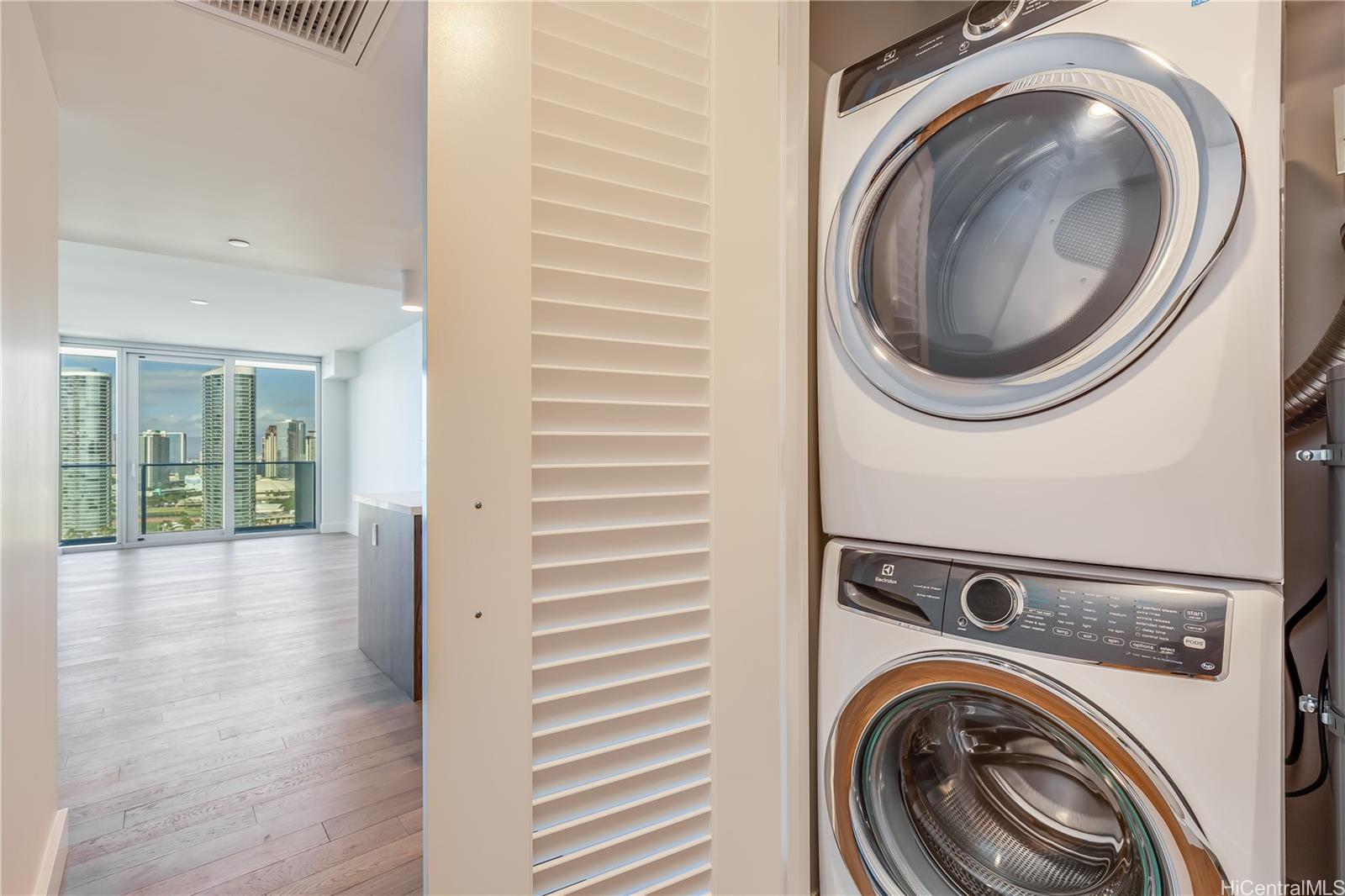 Azure Ala Moana condo # 2312, Honolulu, Hawaii - photo 13 of 25