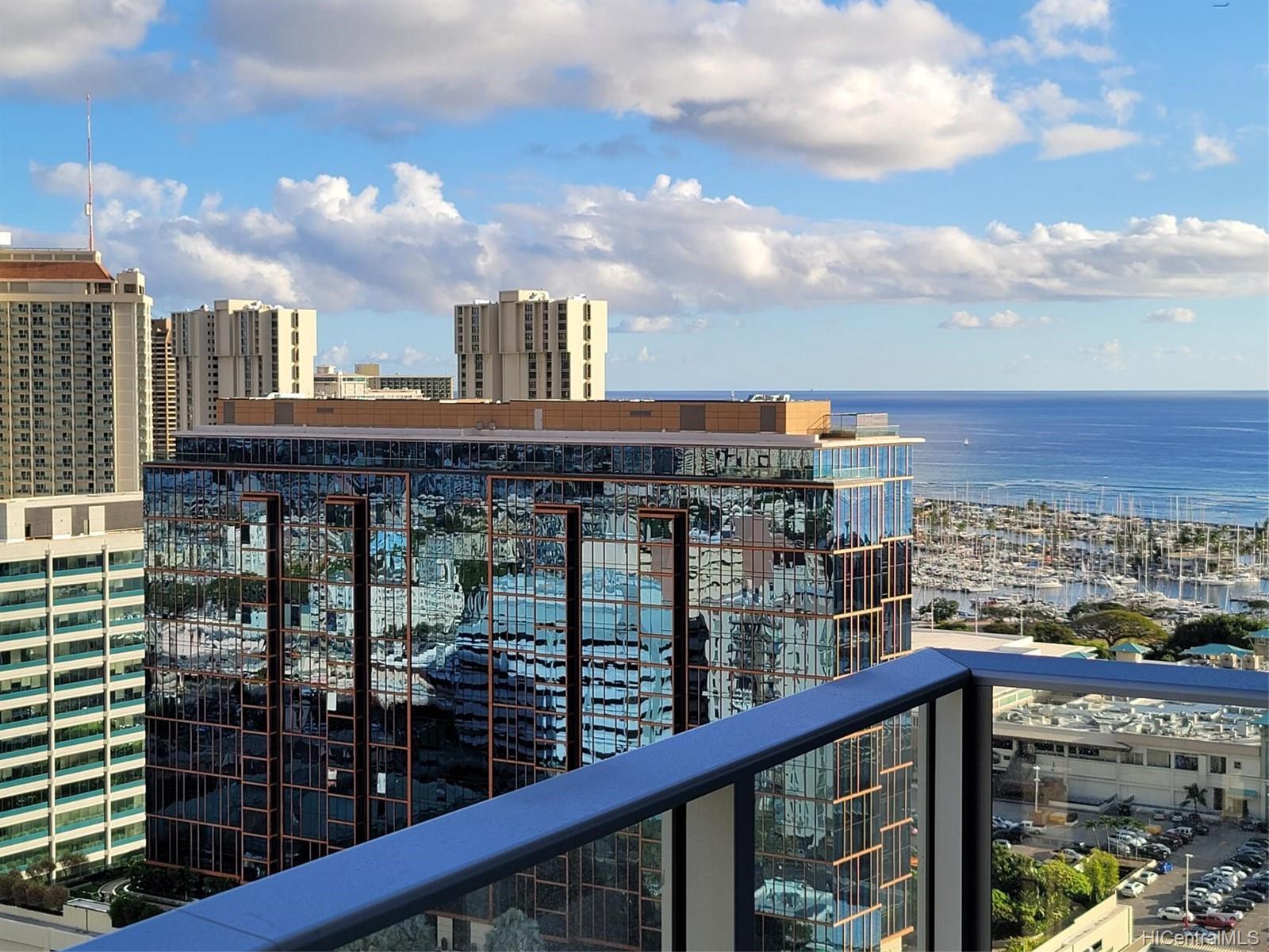 629 Keeaumoku Street 2807 Honolulu Hawaii Rental Azure Ala Moana