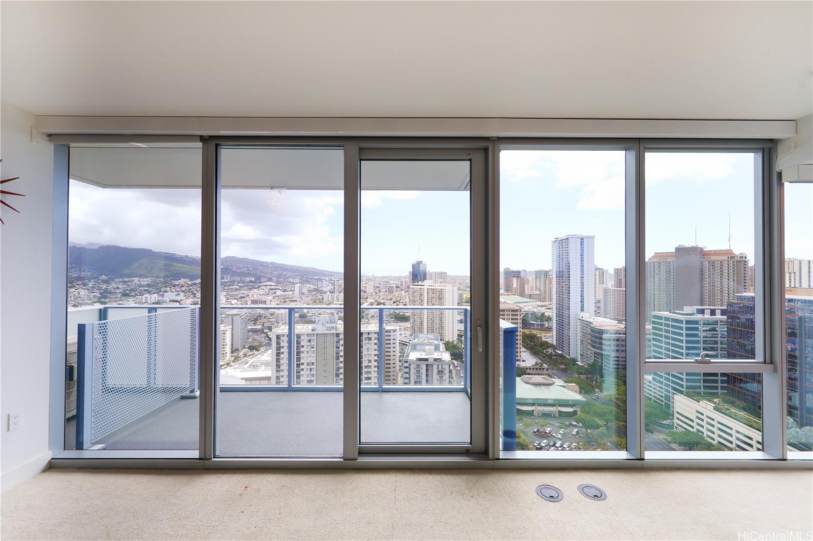 Azure Ala Moana condo # 2903, Honolulu, Hawaii - photo 13 of 15