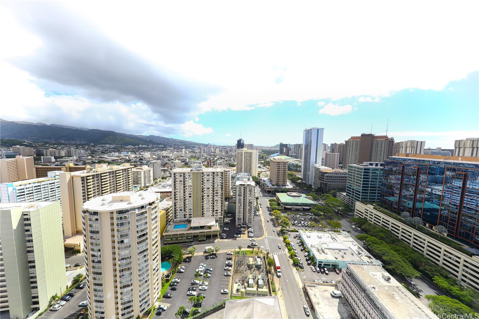 Azure Ala Moana condo # 2903, Honolulu, Hawaii - photo 15 of 15
