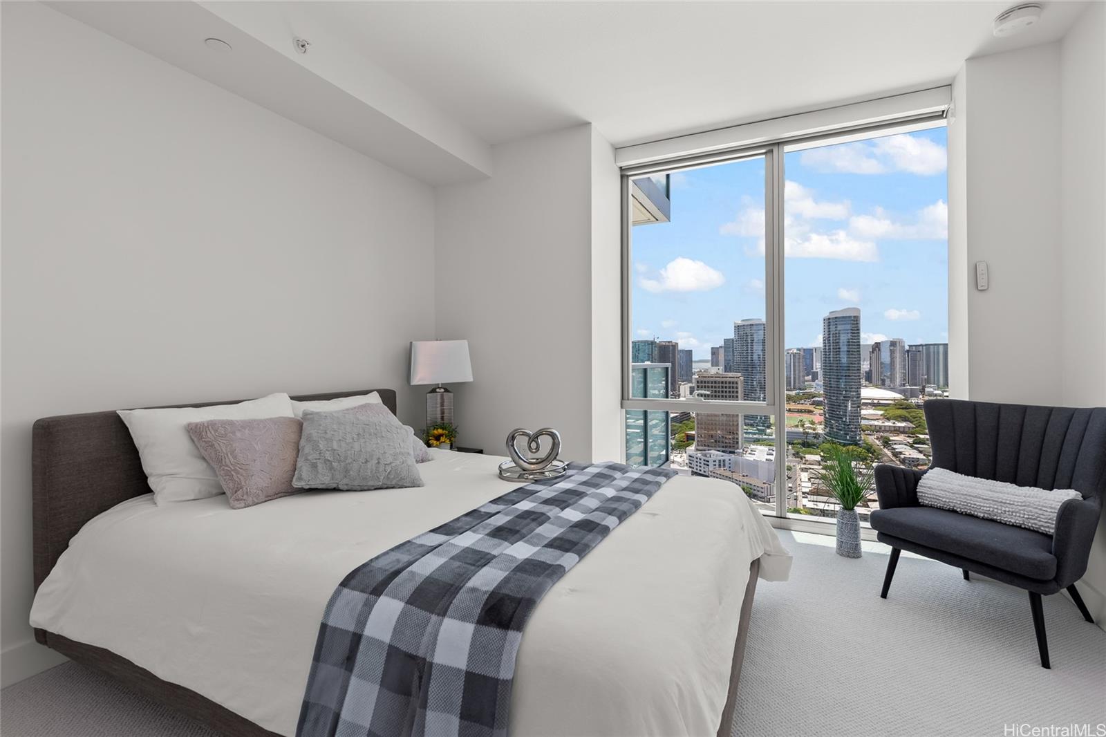 Azure Ala Moana condo # 2912, Honolulu, Hawaii - photo 11 of 24