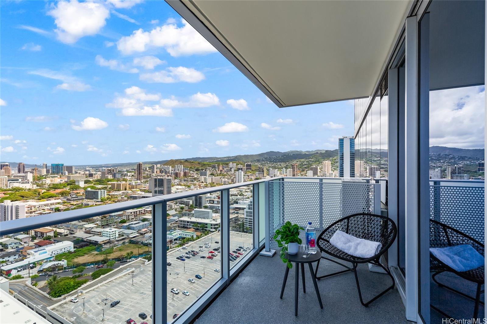 Azure Ala Moana condo # 2912, Honolulu, Hawaii - photo 6 of 24