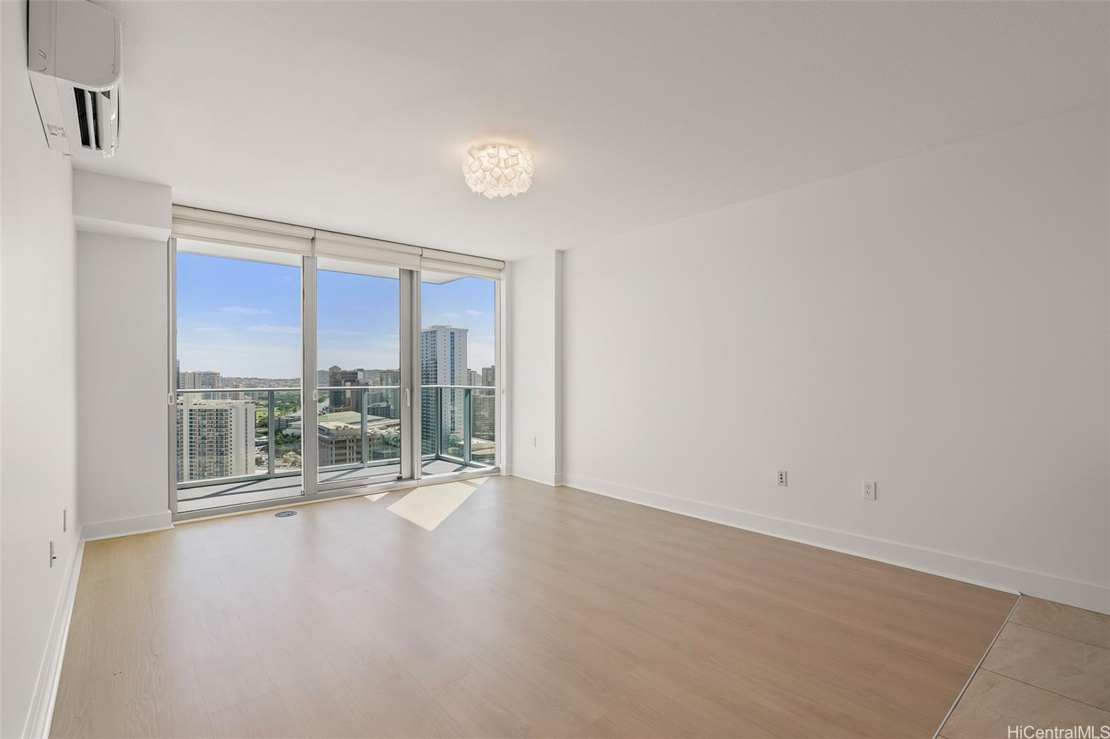 Azure Ala Moana condo # 3105, Honolulu, Hawaii - photo 8 of 22