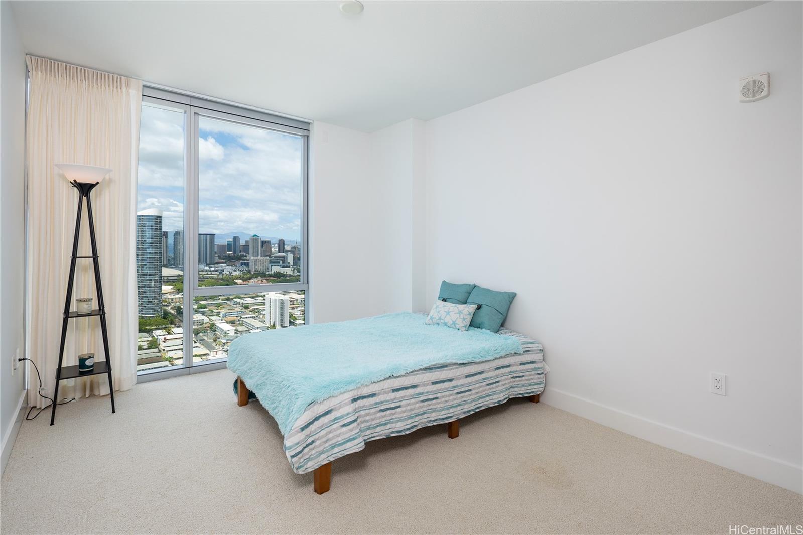 Azure Ala Moana condo # 3210, Honolulu, Hawaii - photo 11 of 19