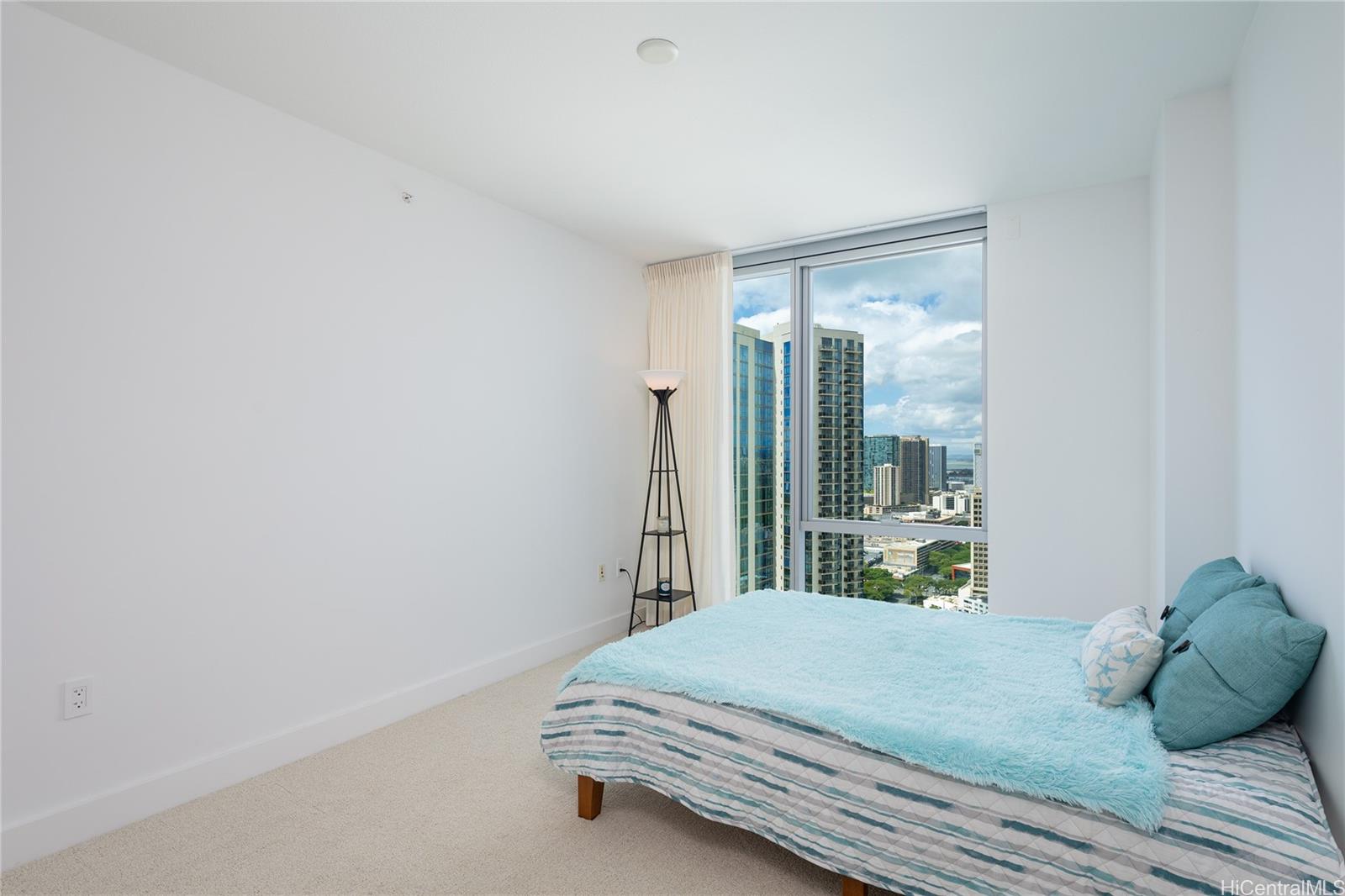 Azure Ala Moana condo # 3210, Honolulu, Hawaii - photo 12 of 19