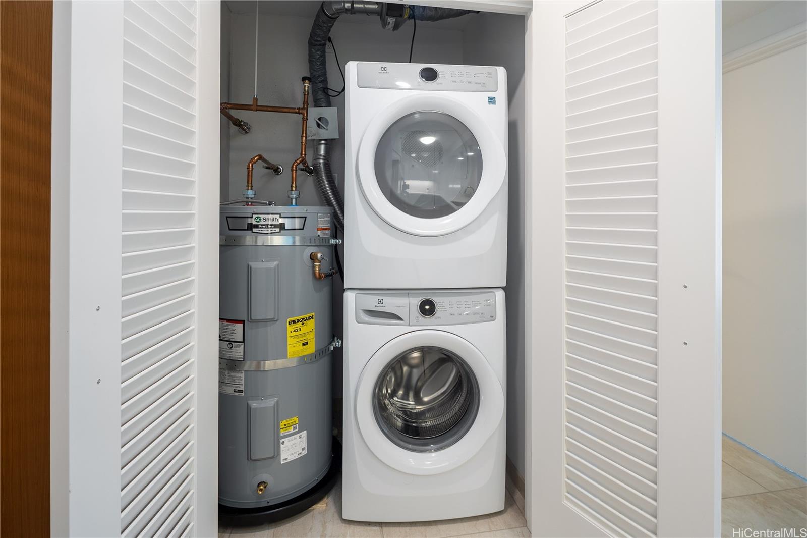 Azure Ala Moana condo # 3210, Honolulu, Hawaii - photo 14 of 19