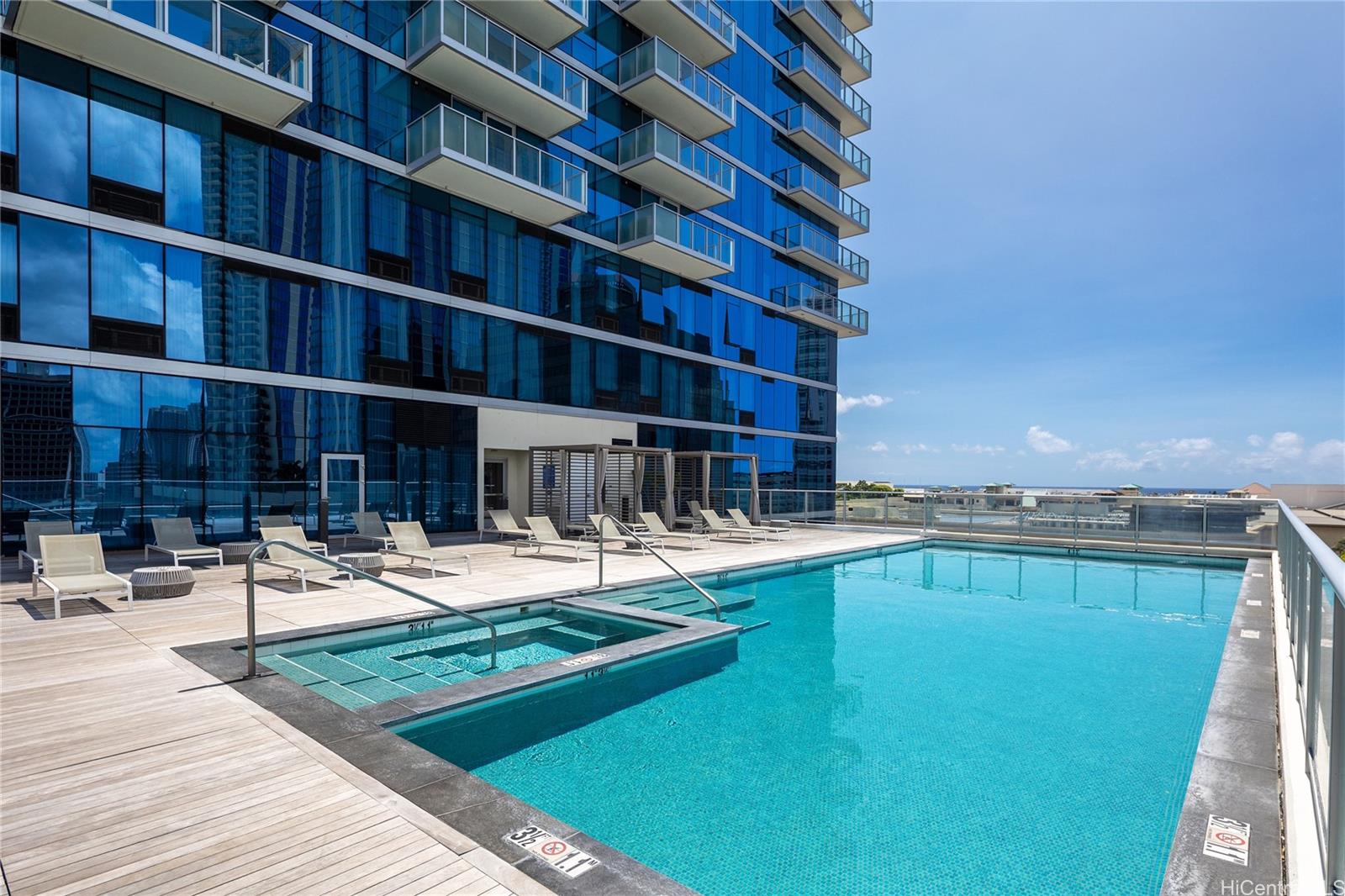 Azure Ala Moana condo # 3210, Honolulu, Hawaii - photo 15 of 19