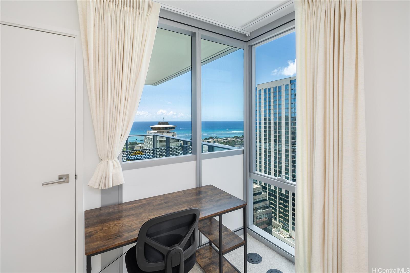 Azure Ala Moana condo # 3210, Honolulu, Hawaii - photo 5 of 19