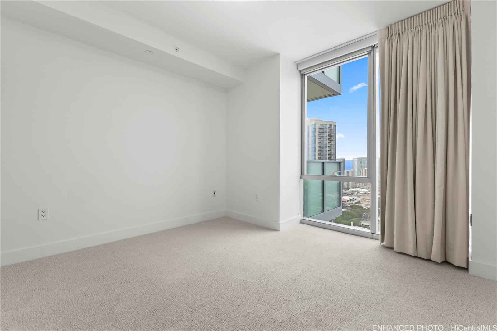 Azure Ala Moana condo # 3212, Honolulu, Hawaii - photo 10 of 23