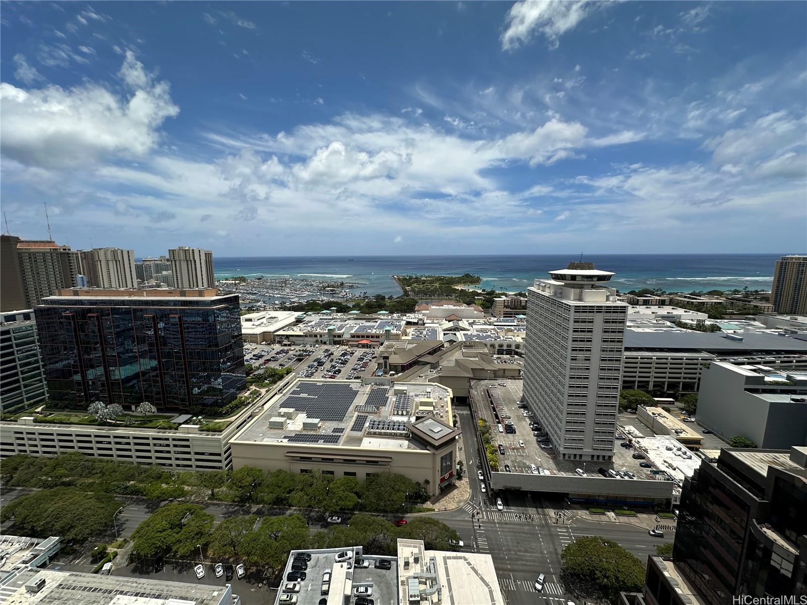 Azure Ala Moana condo # 3301, Honolulu, Hawaii - photo 9 of 25
