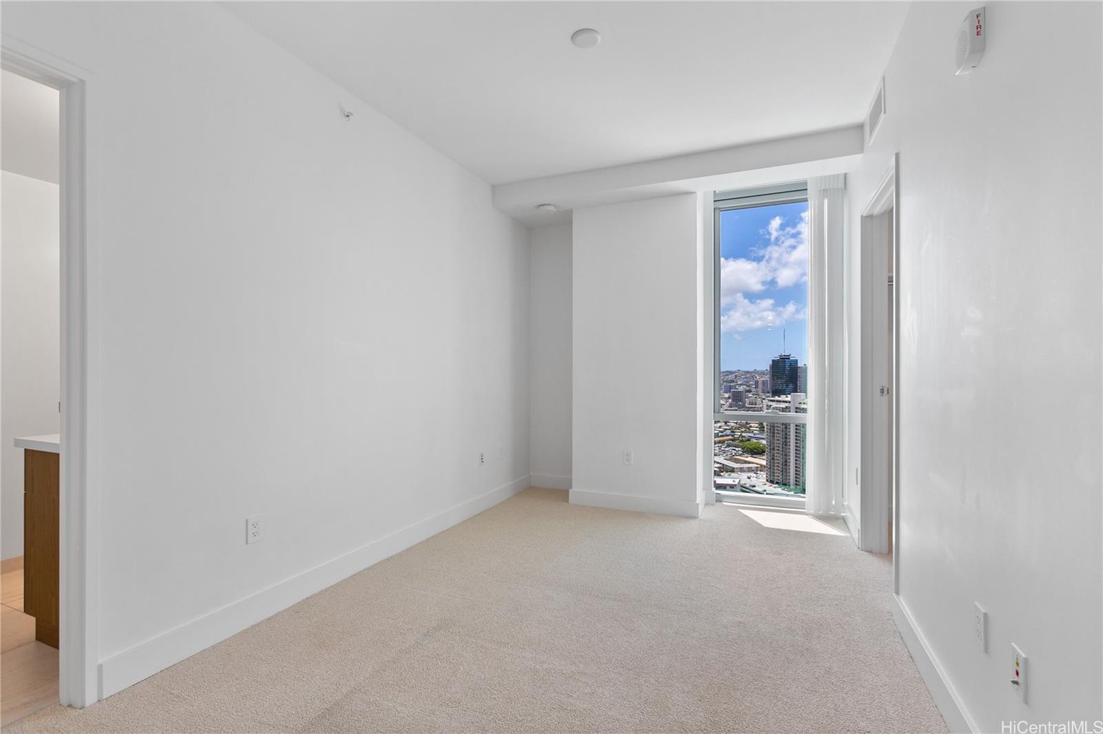 Azure Ala Moana condo # 3401, Honolulu, Hawaii - photo 10 of 24