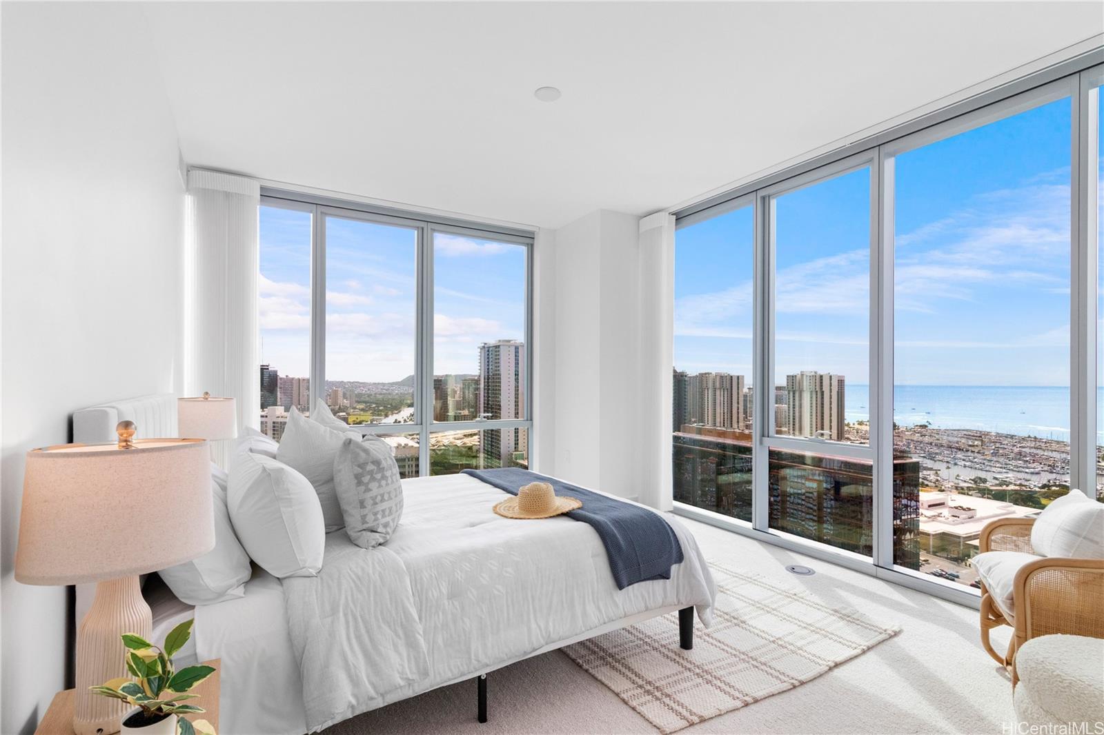 Azure Ala Moana condo # 3401, Honolulu, Hawaii - photo 11 of 21