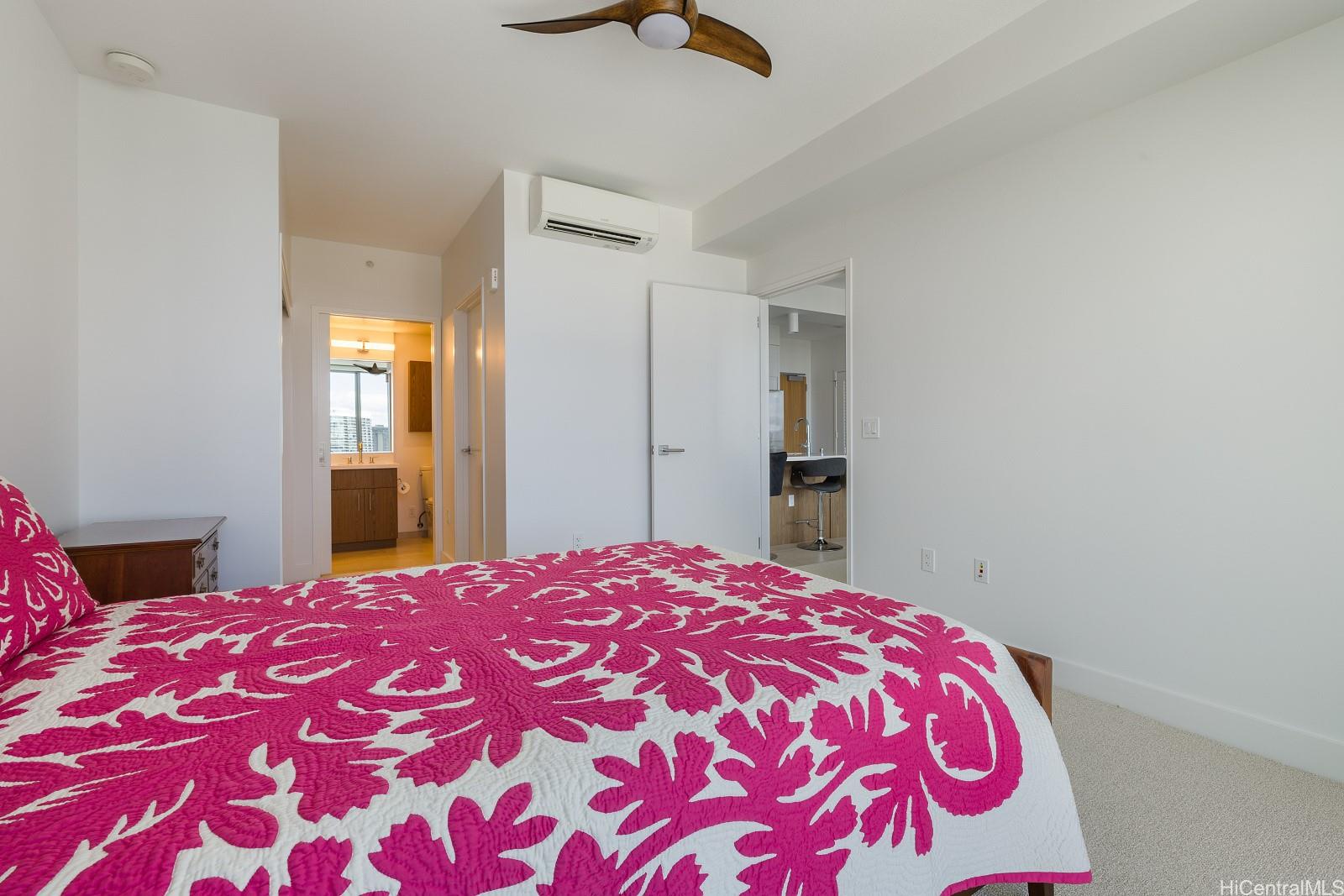 Azure Ala Moana condo # 3502, Honolulu, Hawaii - photo 11 of 25