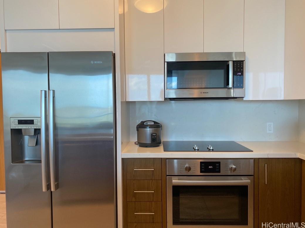 629 Keeaumoku Street Honolulu - Rental - photo 6 of 20