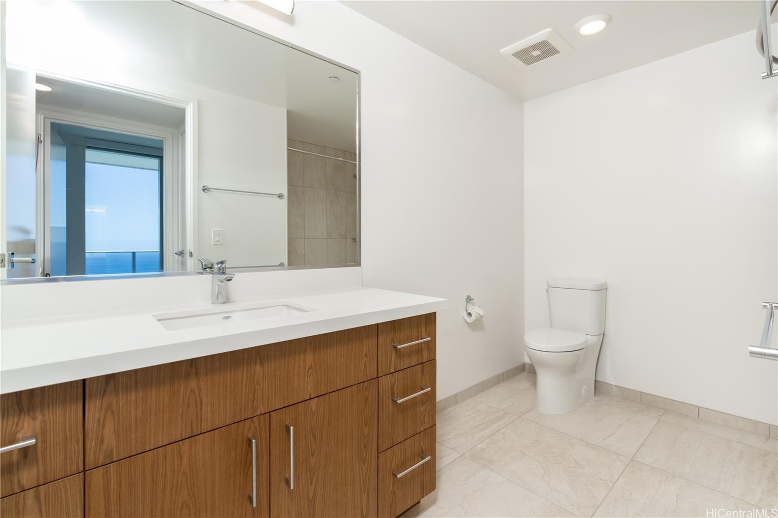 Azure Ala Moana condo # 3801, Honolulu, Hawaii - photo 16 of 18