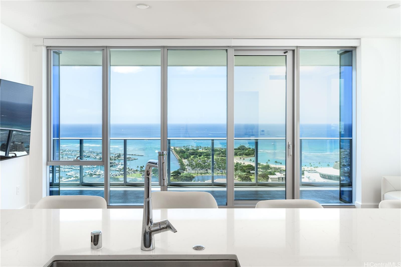 Azure Ala Moana condo # 3801, Honolulu, Hawaii - photo 6 of 18