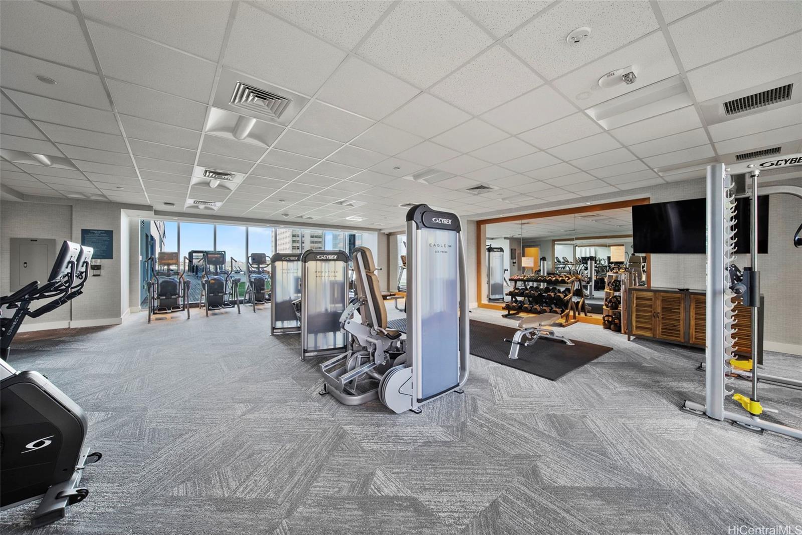 Azure Ala Moana condo # 3810, Honolulu, Hawaii - photo 20 of 22