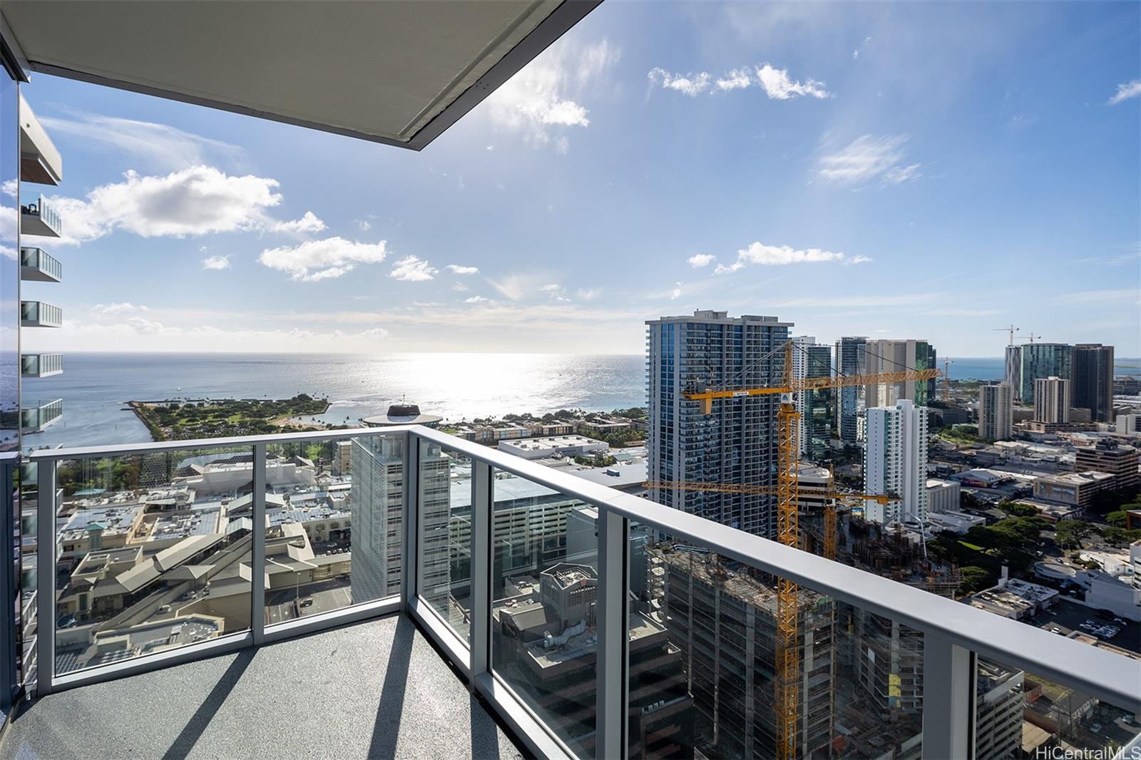 629 Keeaumoku Street Honolulu - Rental - photo 13 of 24